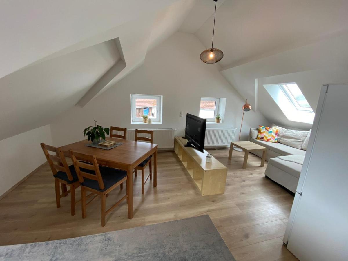 Helle 2 Zi. Wohnung Naehe Flughafen Muenchen Haimhausen (Bavaria) Exterior foto